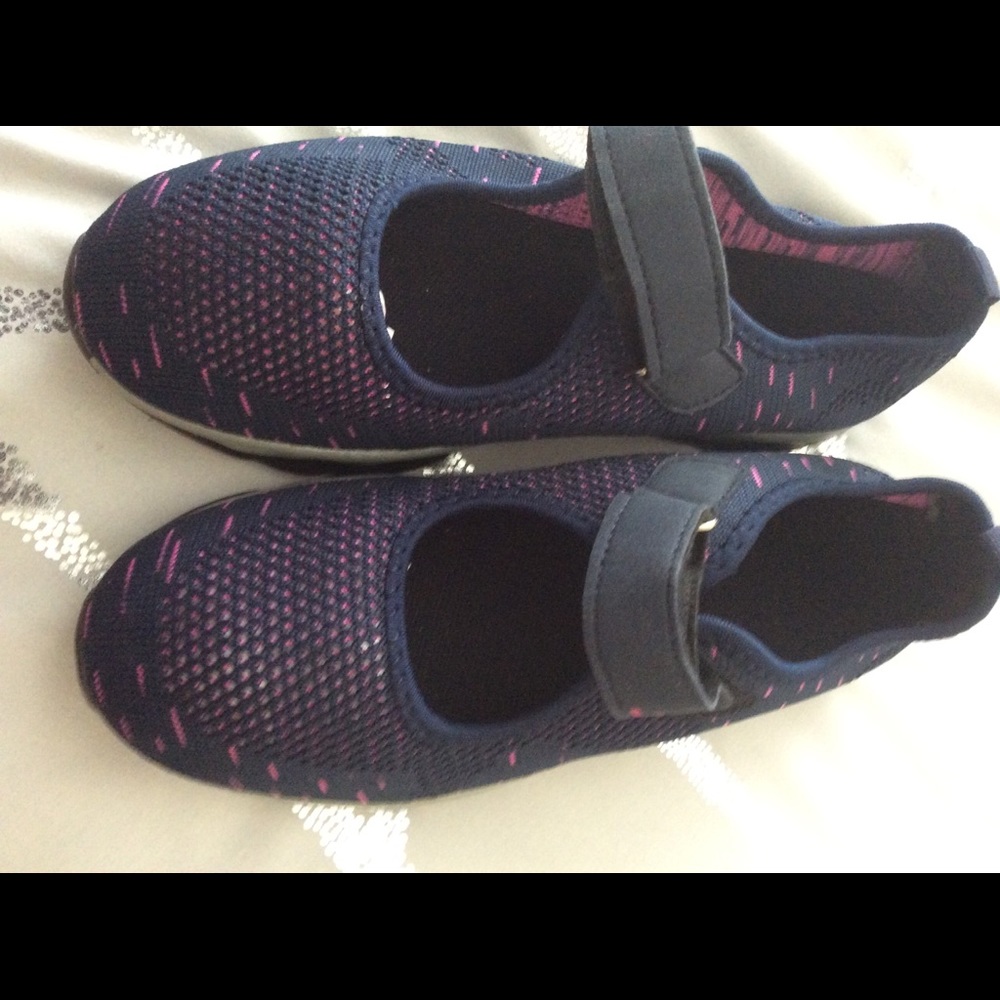 Summer Casual Mesh Shoes 6 Wide